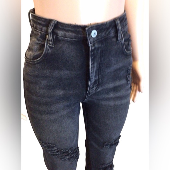 Almost Famous Womens Size 9 High Rise Black Distressed Flare Jeans Boho 70s - Picture 11 of 14